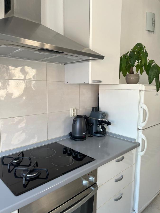 Old Town Center Apartments Supetar Eksteriør billede